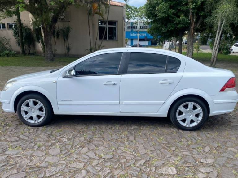 CHEVROLET - VECTRA - 2008/2008 - Branca - R$ 32.900,00