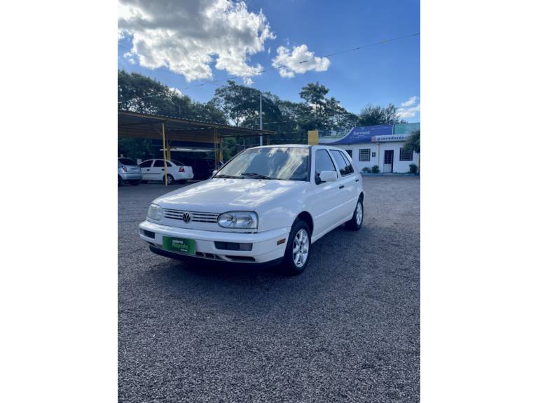 VOLKSWAGEN - GOLF - 1998/1998 - Branca - R$ 25.900,00