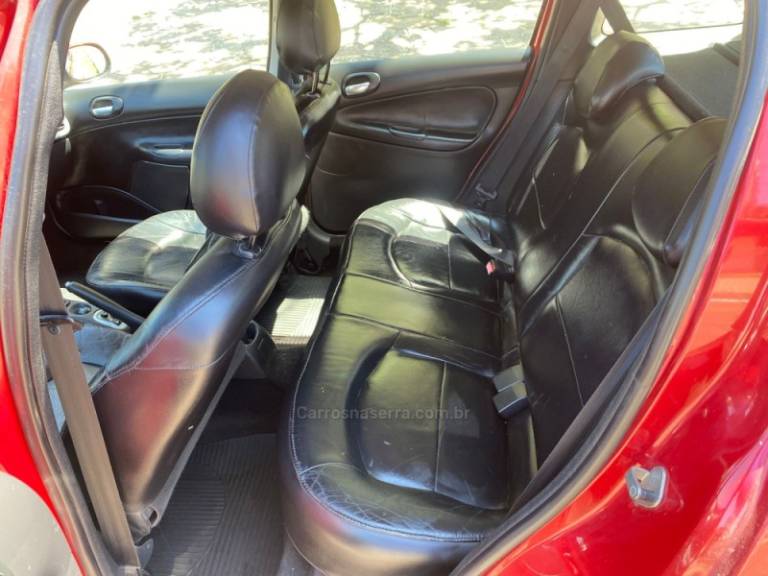 PEUGEOT - 207 - 2010/2011 - Vermelha - R$ 22.900,00