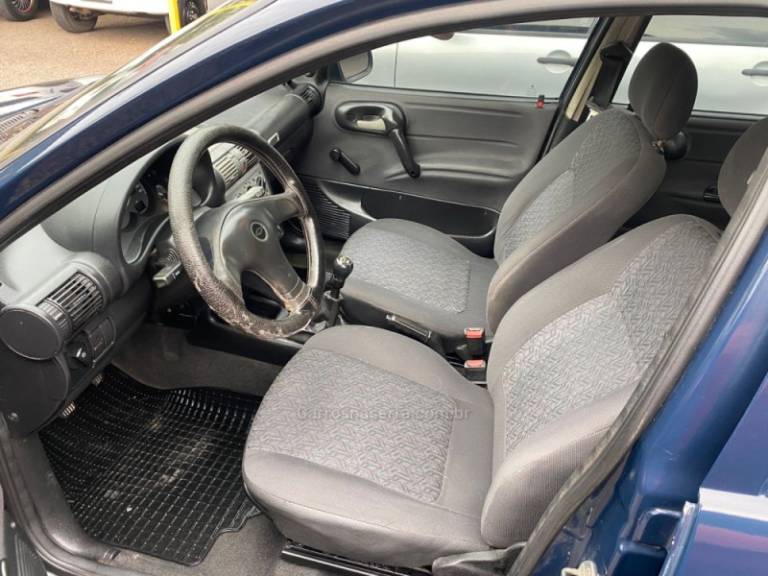 CHEVROLET - CORSA - 2006/2007 - Azul - R$ 19.900,00
