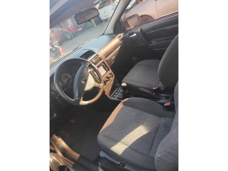 CHEVROLET - ASTRA - 2005/2005 - Bege - R$ 25.900,00