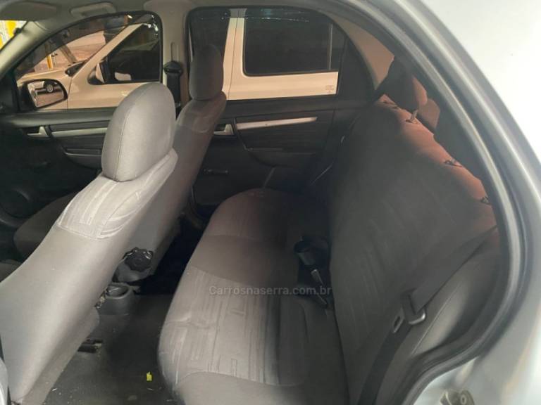 CHEVROLET - PRISMA - 2010/2011 - Prata - R$ 31.900,00