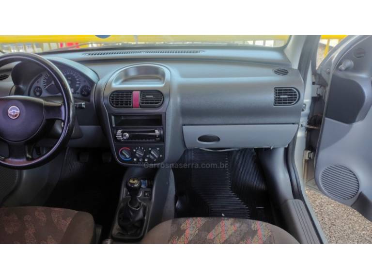 CHEVROLET - CORSA - 2004/2004 - Bege - Sob Consulta