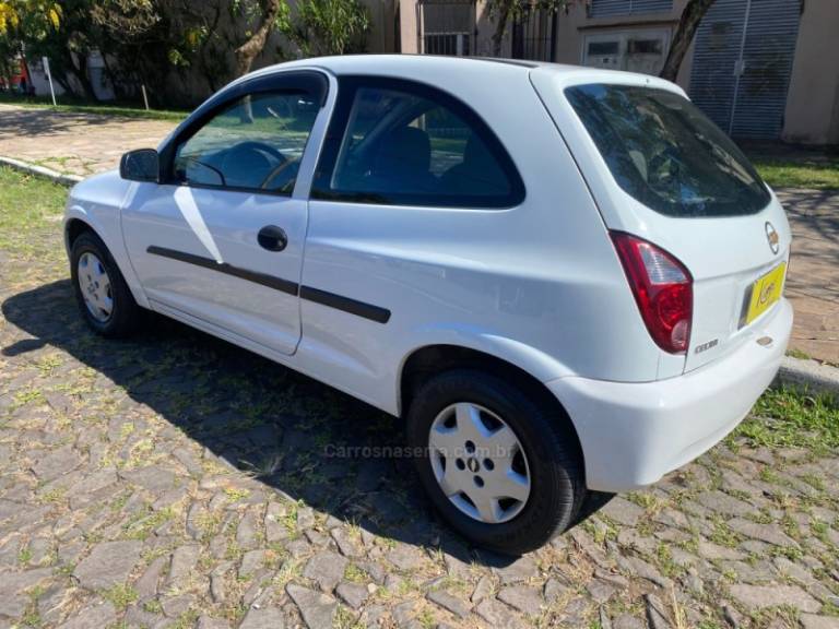 CHEVROLET - CELTA - 2009/2010 - Branca - R$ 23.900,00