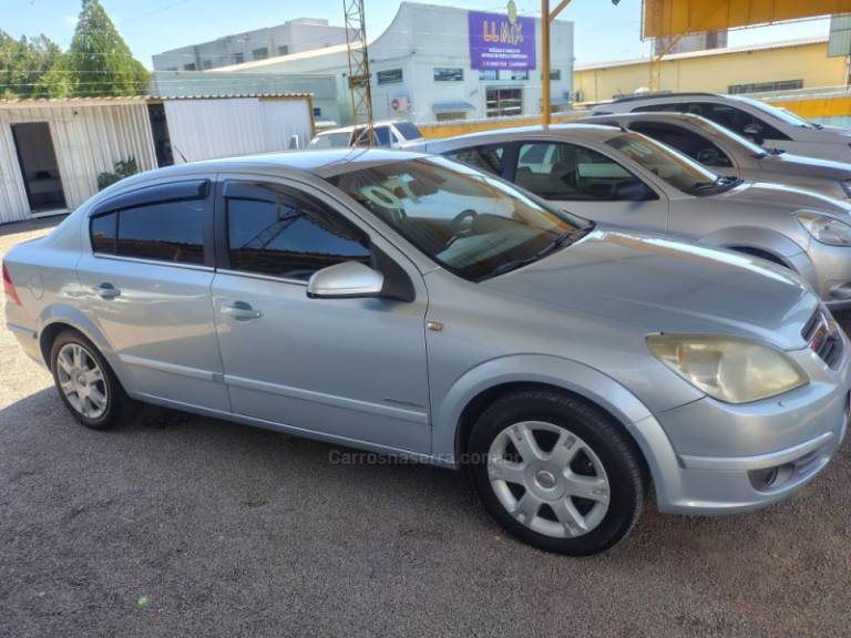 CHEVROLET - VECTRA - 2007/2007 - Prata - R$ 33.900,00