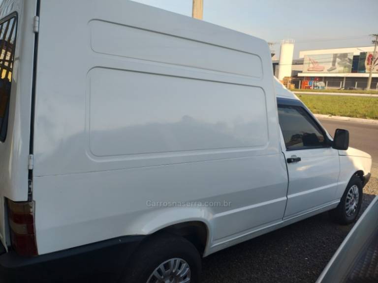 FIAT - FIORINO - 1994/1994 - Branca - R$ 18.900,00