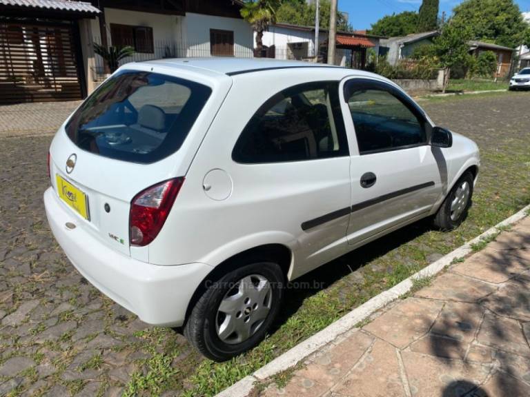 CHEVROLET - CELTA - 2009/2010 - Branca - R$ 23.900,00