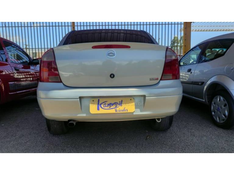 CHEVROLET - CORSA - 2004/2004 - Bege - Sob Consulta