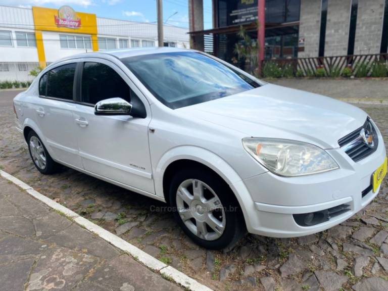 CHEVROLET - VECTRA - 2008/2008 - Branca - R$ 32.900,00