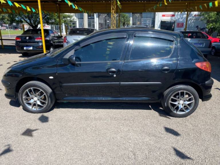 PEUGEOT - 206 - 2008/2008 - Preta - R$ 13.900,00