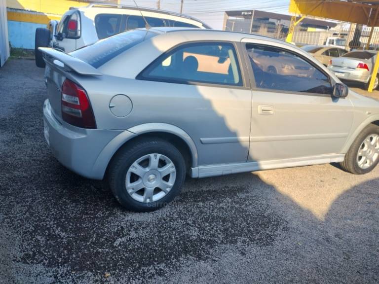CHEVROLET - ASTRA - 2005/2005 - Bege - R$ 25.900,00