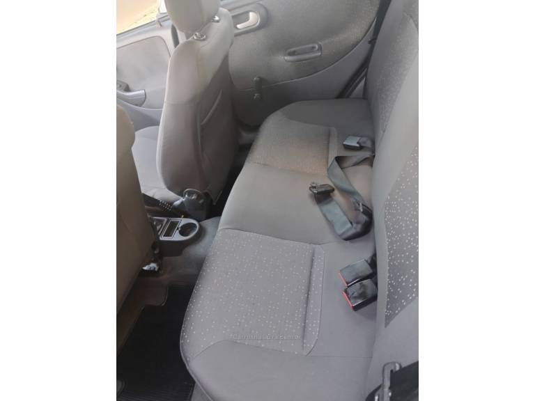 CHEVROLET - CORSA - 2011/2012 - Preta - R$ 33.900,00