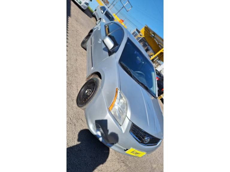 NISSAN - SENTRA - 2010/2011 - Prata - R$ 32.900,00