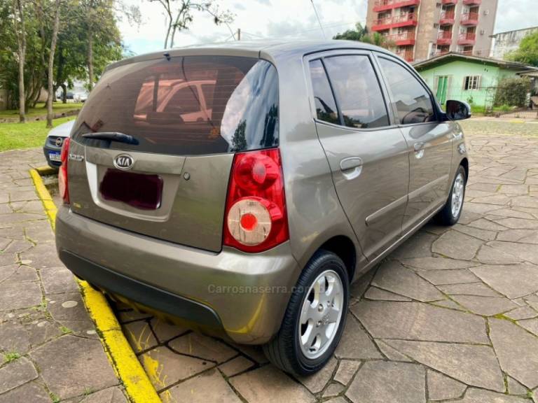 KIA MOTORS - PICANTO - 2010/2010 - Prata - R$ 26.900,00