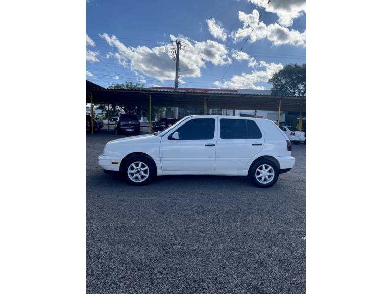 VOLKSWAGEN - GOLF - 1998/1998 - Branca - R$ 25.900,00