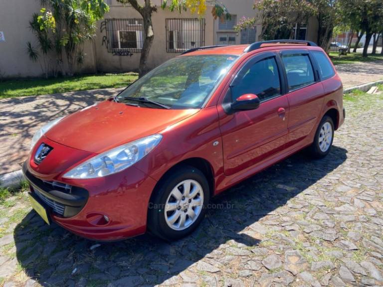 PEUGEOT - 207 - 2010/2011 - Vermelha - R$ 22.900,00