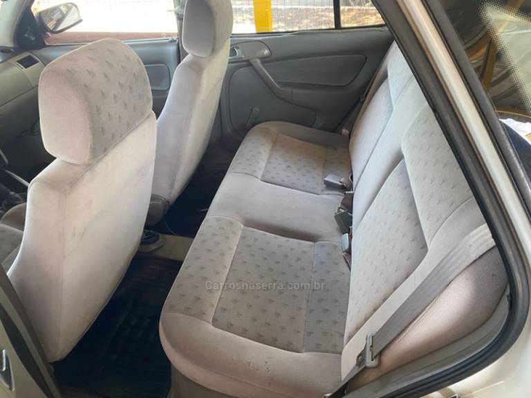 VOLKSWAGEN - GOL - 2000/2000 - Branca - R$ 16.900,00